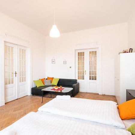 Narodni Apartments Прага Екстер'єр фото